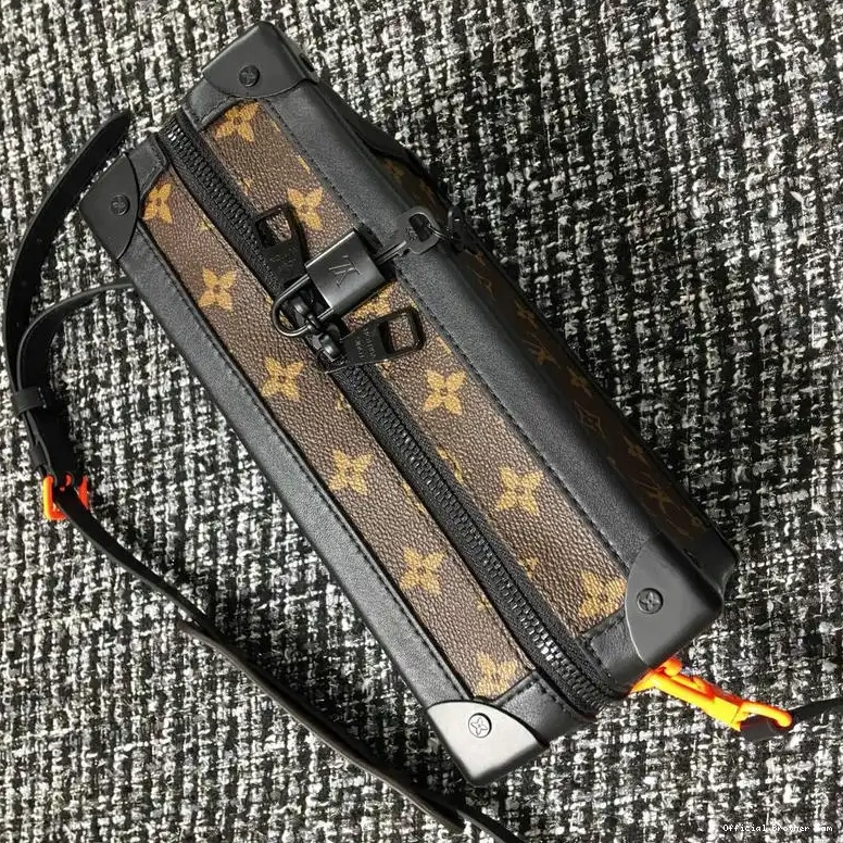 Official Brother Sam 19T1L0351 LV Bags 0731